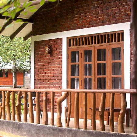 The Mastodon Valley Safari Resort Udawalawe Exterior photo