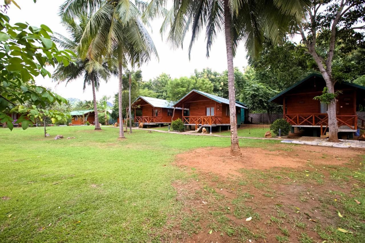 The Mastodon Valley Safari Resort Udawalawe Exterior photo