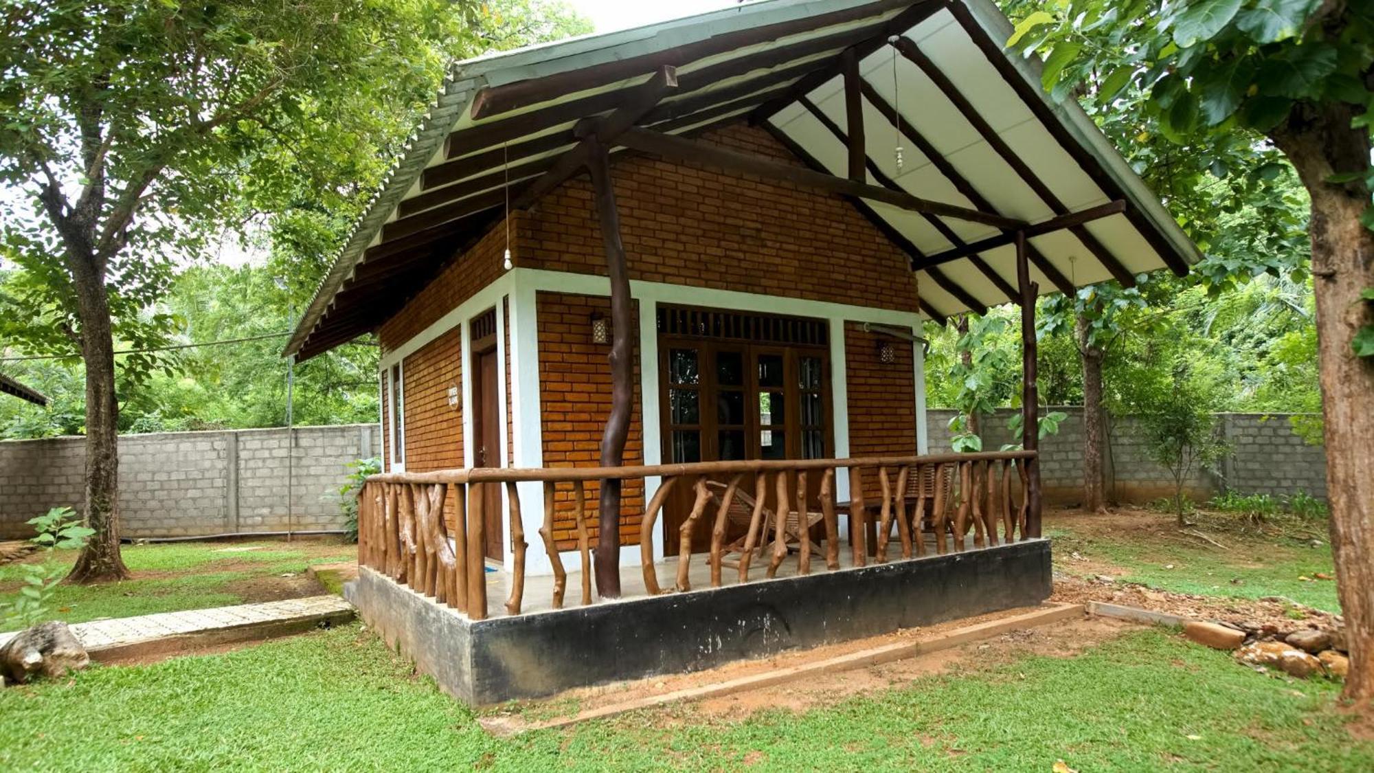 The Mastodon Valley Safari Resort Udawalawe Exterior photo