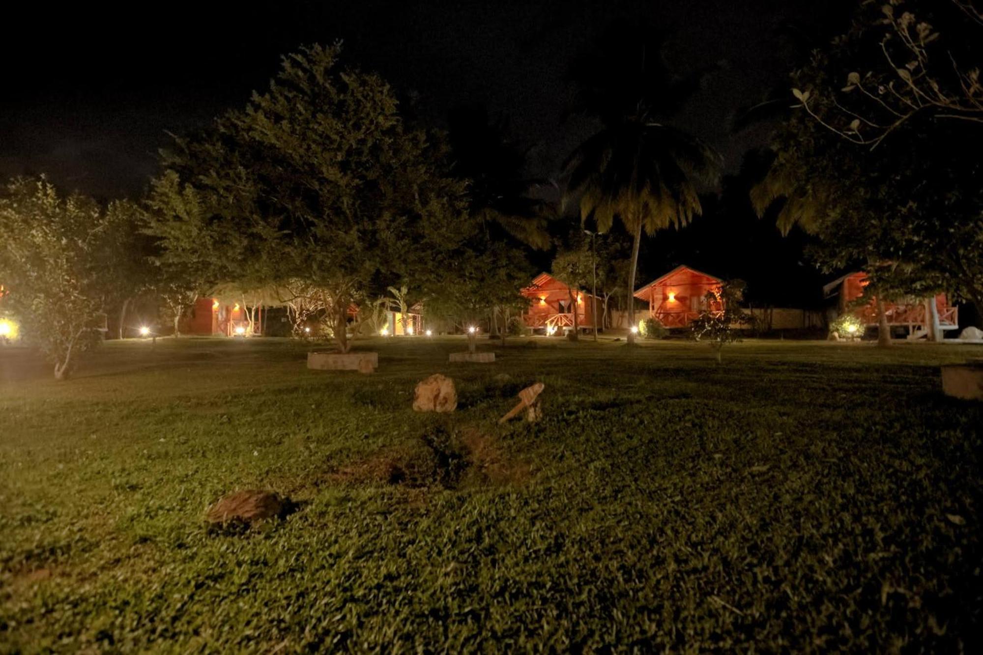 The Mastodon Valley Safari Resort Udawalawe Exterior photo